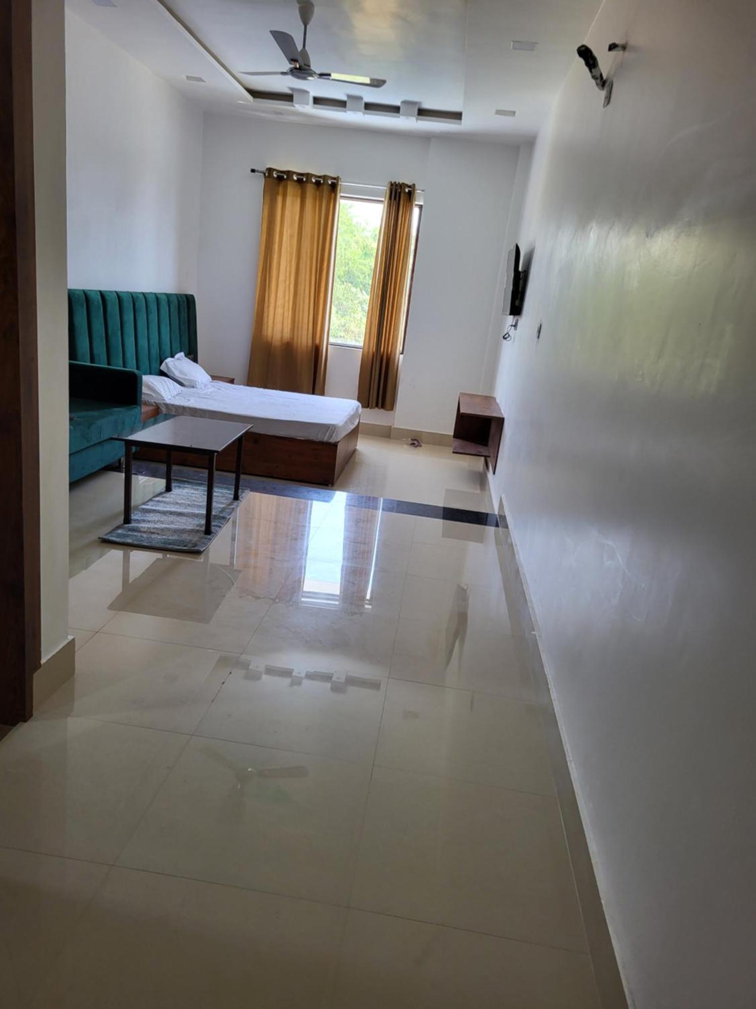 Mg Kitchen Banquet Hotel Kathua Exterior photo